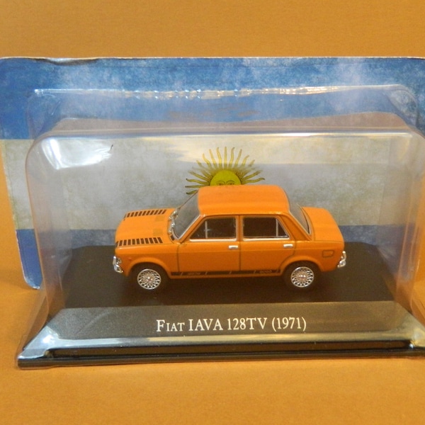 1:43 Fiat Lava 128 TV 1971 orange produit officiel Fiat/Renault/Ford /Salvat dans son emballage d'origine Collection