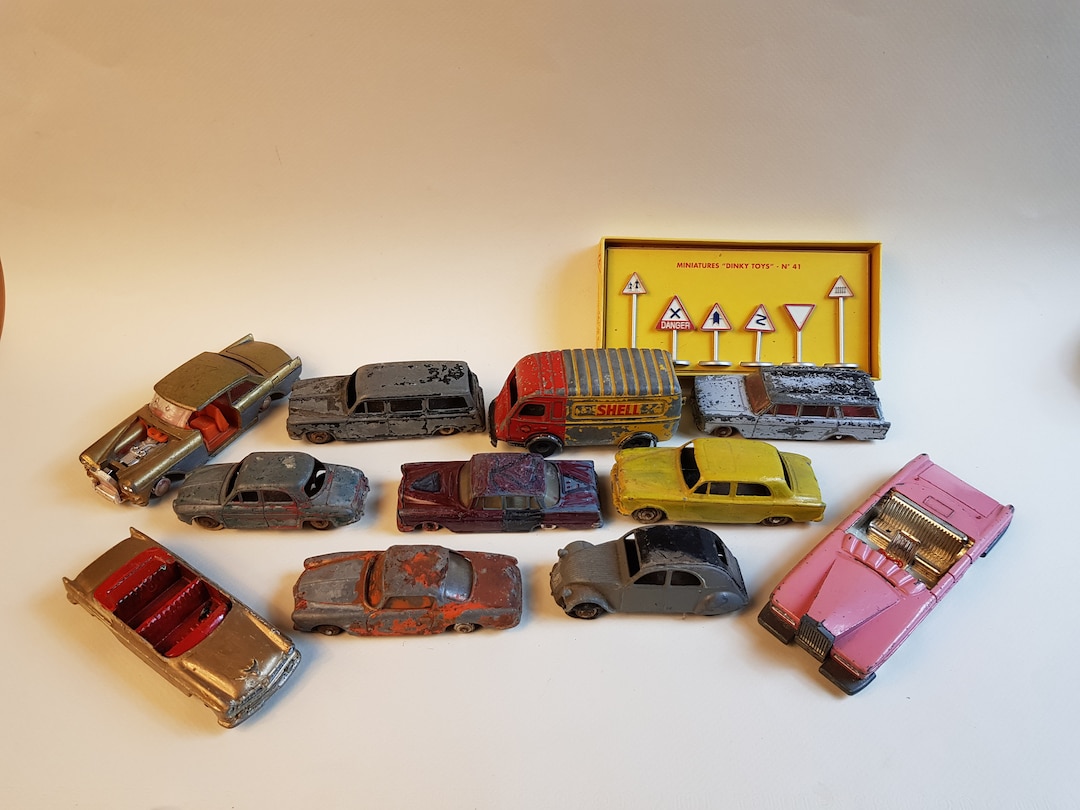 Dinky Toys CITROEN 2 CV DÖSCHWO Made in France 60er Jahre (Gebraucht