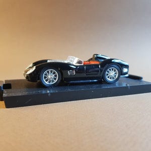 1/43,Ferrari,250 TR,noire,black,1960,Brumm,boite vitrine,acrylique,surboite carton,Made in Italy