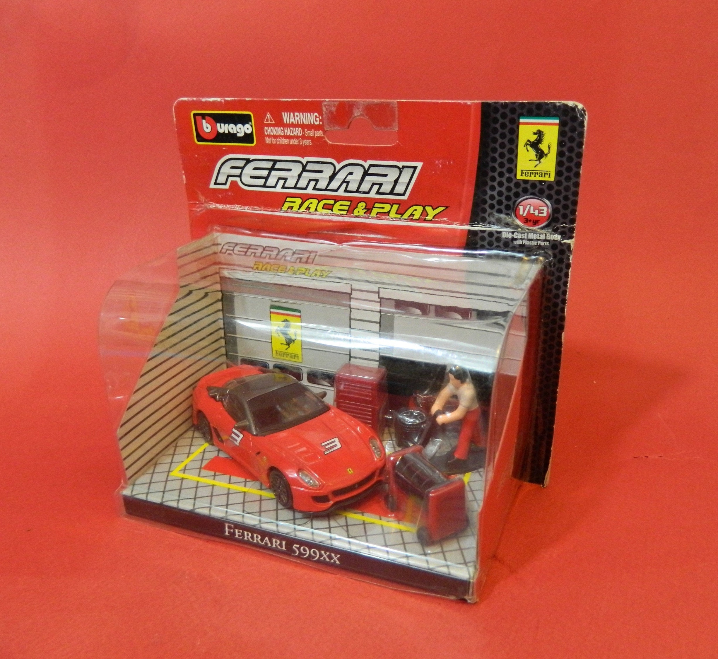 1:43、フェラーリ、599 xx numero 3 rouge、Burago