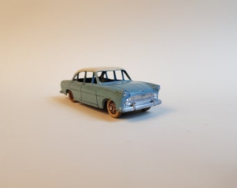 1/43,Dinky toys,Simca Versailles,Meccano,Made in France,original,traces d'utilisation