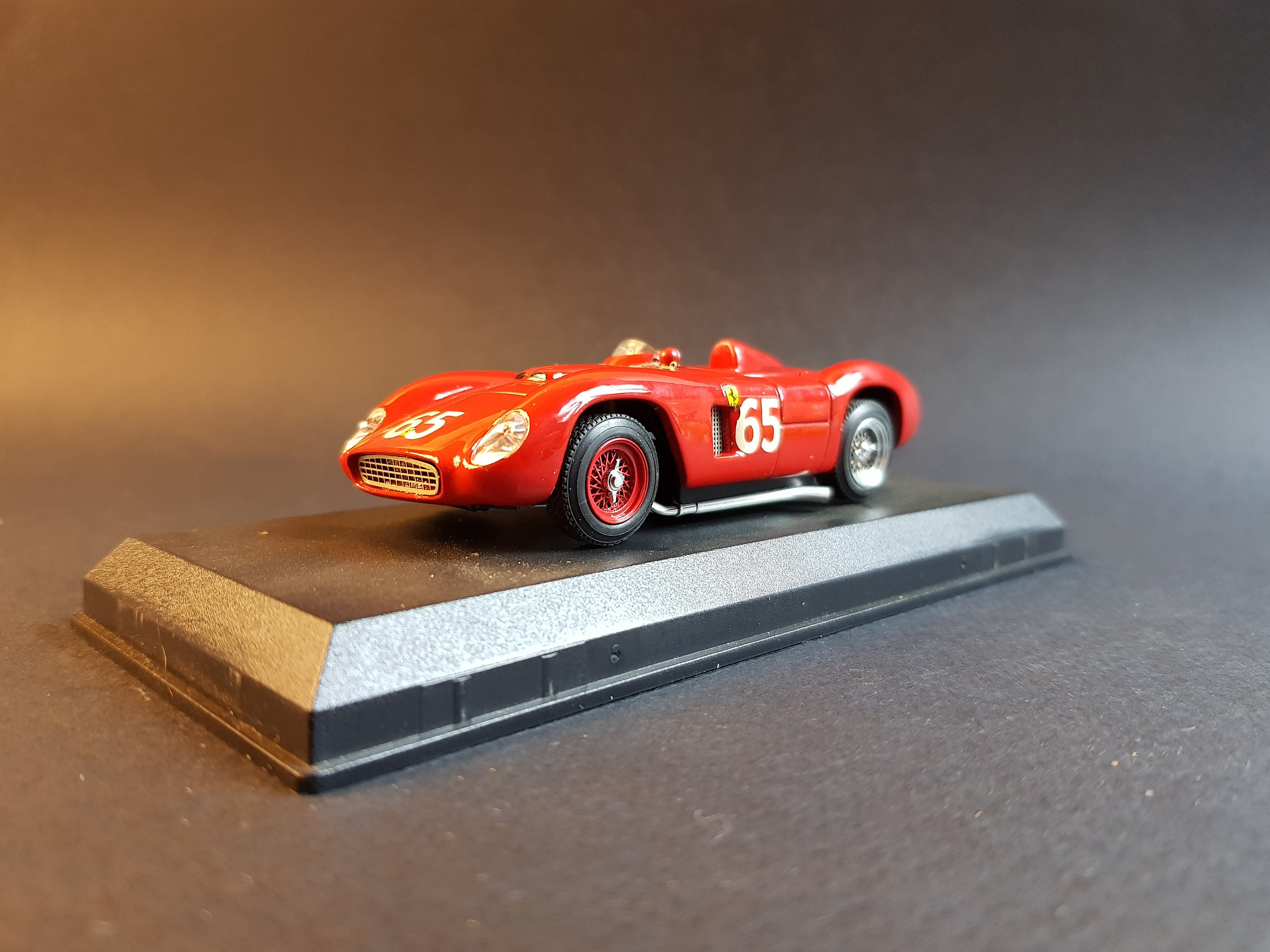 1:43 Art Model - Ferrari 500TR #65 4th Monza Supercortemaggiore GP 1956 O. Gendebien - A. De Portago