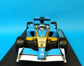 ホットウィール 1/18 ルノー F1 R23 - ヤルノ・トゥルーリ レーシング