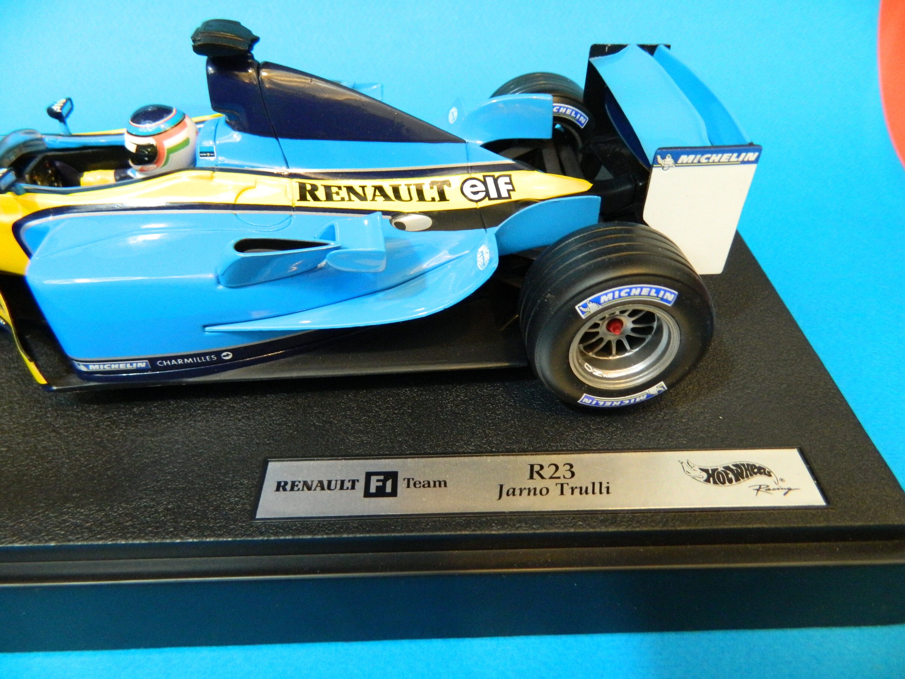 Hot Wheels 1/18 Renault F1 R23 - Jarno Trulli Racing Car - Etsy