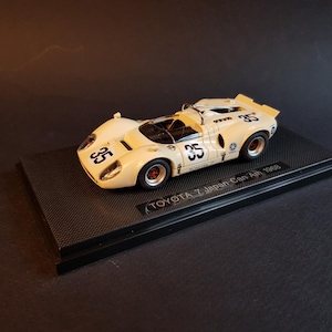 1/43,Toyota,7,Japan Can Am,1968,jaune/créme,#35,Ebbro,Racing car collection,boite vitrine,acrylique,sur-boite carton,