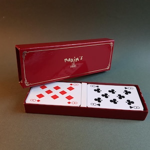 Coffret,étui,glacé,2,jeux,54 cartes,Maxim's,Paris,Made in France
