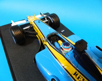 ホットウィール 1/18 ルノー F1 R23 - ヤルノ・トゥルーリ レーシング