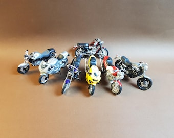 1986 Ridge Rider Die Cast Blue Kawasaki KZ1000 Motorcycle Zee Toy