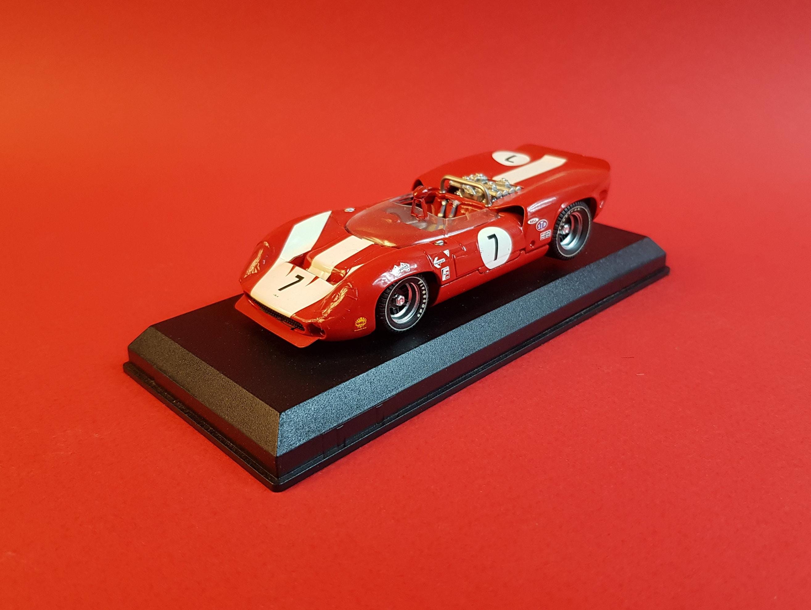 Best Model Lola T70 Spyder N°7 – Vainqueur Can-Am Riverside 1966 (J. Surtees) 1/43