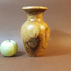 Grand vase en bois de ronce d&#39;olivier tourné fabriqué en France artisanal qqs traces du temps hauteur 200mm Diamétre au plus large 120mm