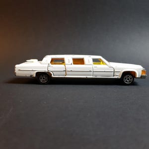 ミニカー MAJORETE LIMOUSINE MERCEDES ECH 1/58 Majorette Mercedes