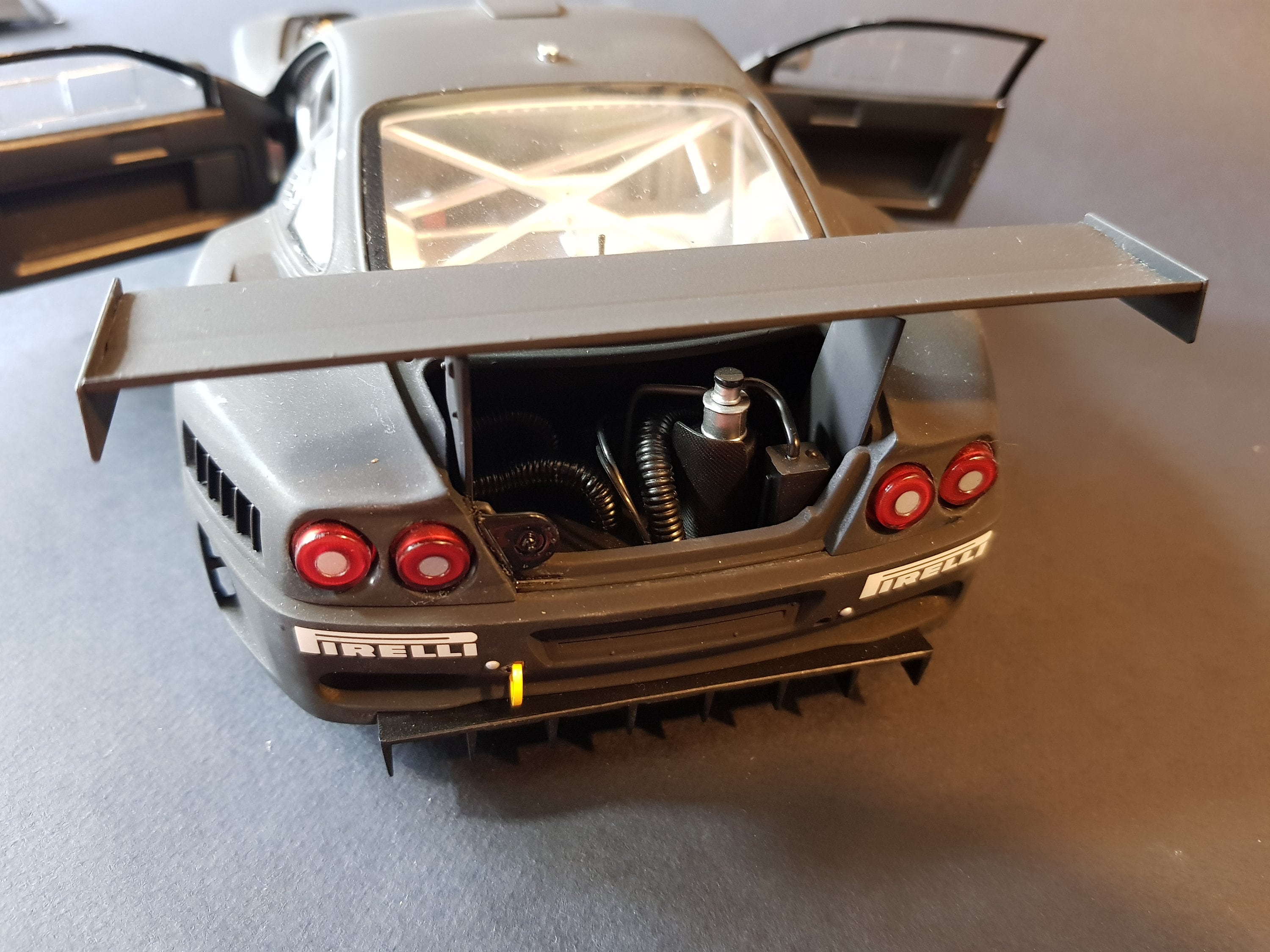 1:18,ferrari,575 GTC Evoluzione 2005 Noir Mat Avec Ouvrants