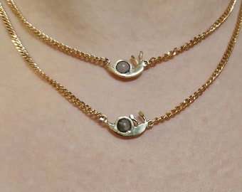 Simple small snail necklace