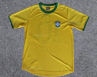 Camiseta de fútbol brasileña estilo retro #10, leyenda del fútbol brasileño, color amarillo; tallas para jóvenes y hombres.