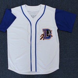Camisa de beisebol rara Bull Durham Crash Davis #8 Ebby &#39;Nuke&#39; LaLoosh #37, manga branca e azul; costurada à mão; nomes personalizados; filme; qualquer tamanho