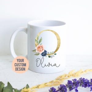 Initiale de nom personnalisée sur la tasse, tasse à café personnalisée, cadeau de demoiselle d'honneur, tasse initiale, cadeau pour un ami, anniversaire d'un ami, cadeau pour elle