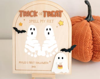 Baby's First Halloween Footprint Sign with Stand 2026 | Trick or Treat Smell My Feet Halloween Footprint Keepsake, Halloween Crafts for Kids