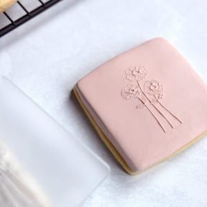 Three Flowers Acrylic Fondant Embosser With Cutter | Cookie Stamp,Floral Fondant Embosser,Cookie Cutter,Floral Embosser Stamp,Mother&#39;s Day