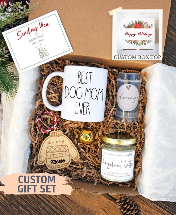 Personalized Dog Mom Gift Box Custom Bandana Keychain Set Personalised Dog Birthday Gift Box - Bandana, Bow Tie & Toys  main image 2