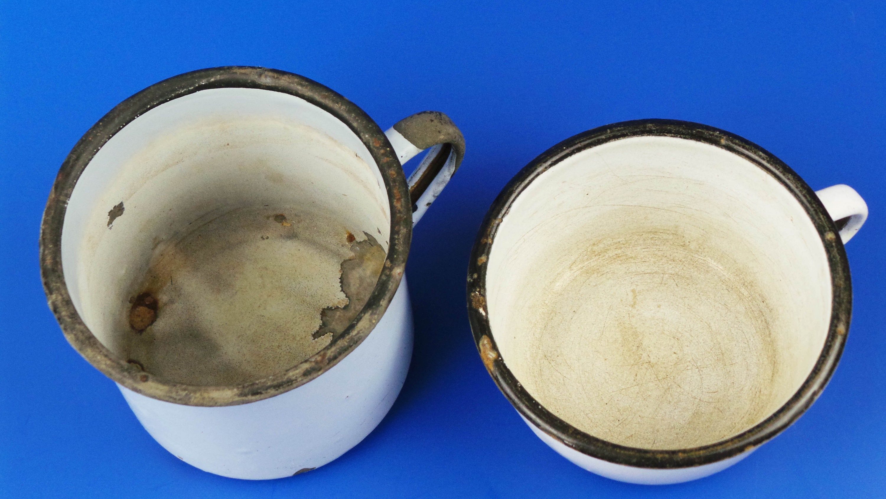 Set of Two Vintage Enamel Cups With Handles Vintage Enamel Etsy UK