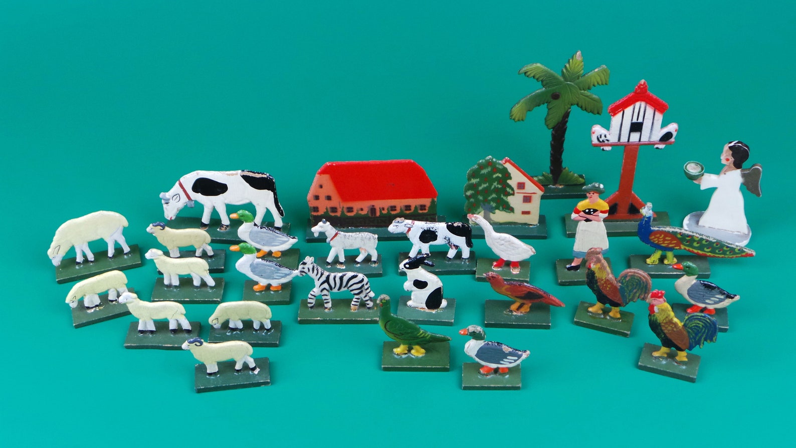 Playset of 28 Antique German Wooden Farm Animals Berthold Collectable