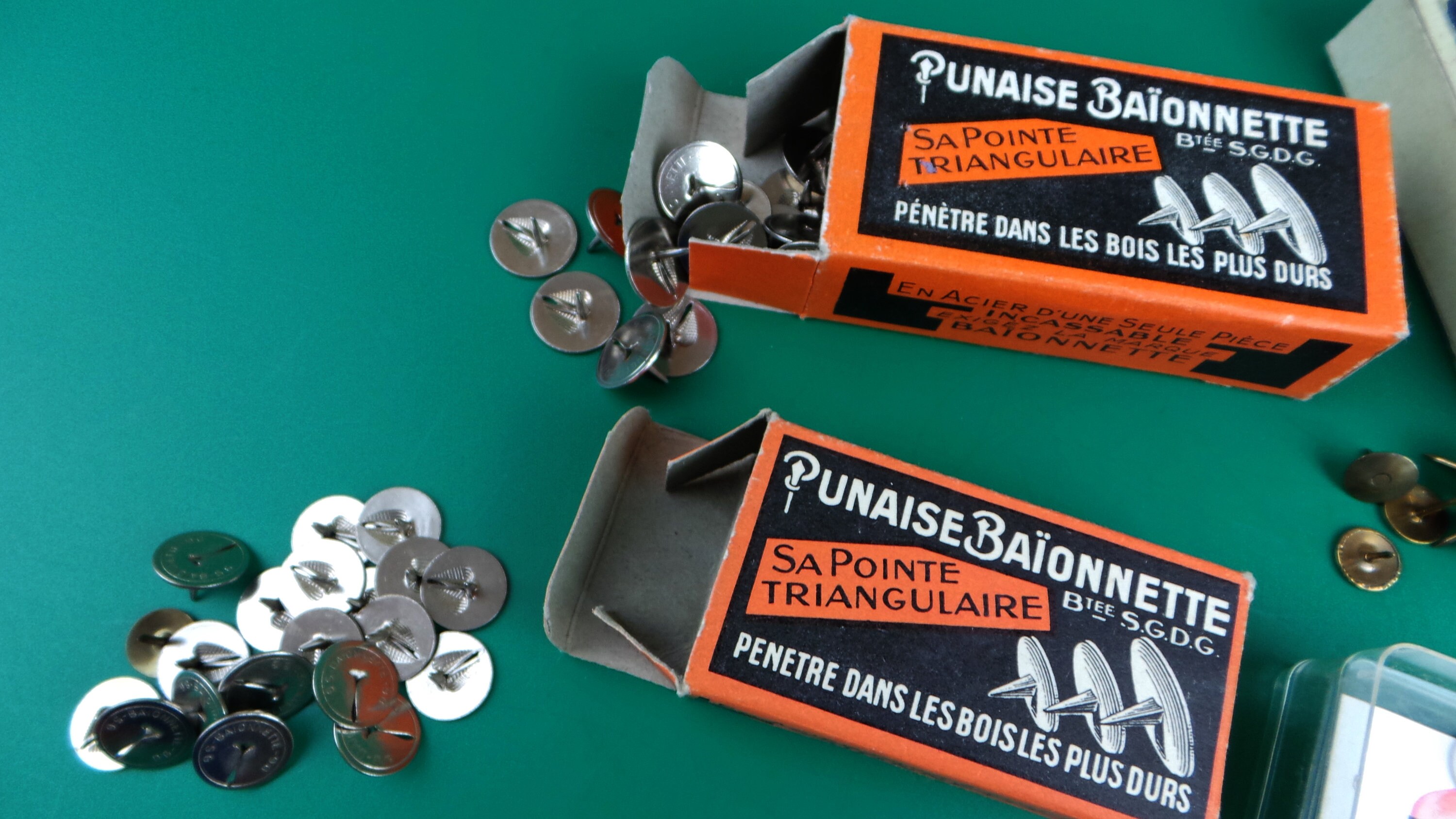 Set of Six Boxes Drawing Pins Punaise Etsy