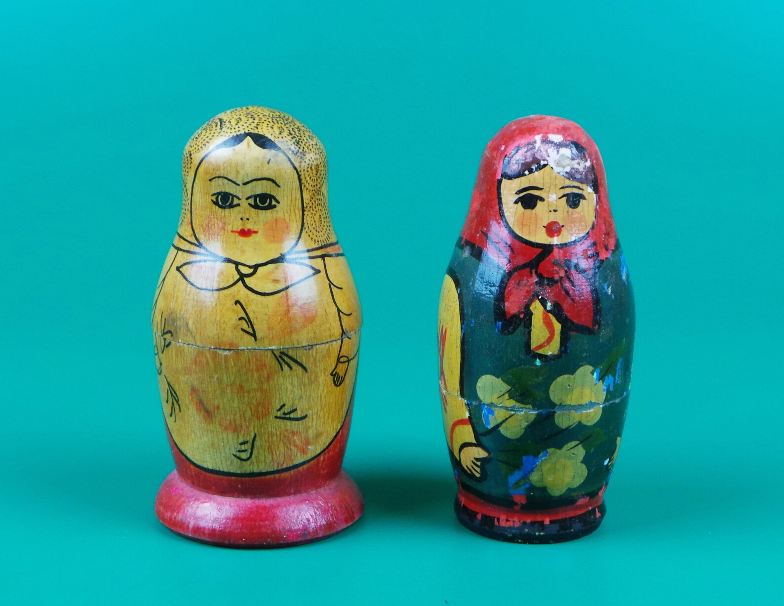 Two Vintage Russian Wooden Nesting Dolls Vintage Hand Painted Etsy