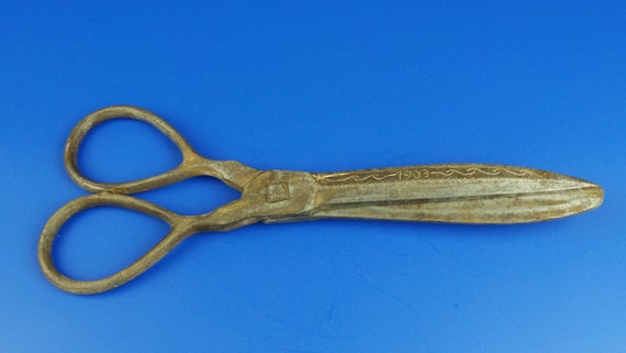 Antique Iron Hand Made Scissors Vintage Metal Hand Craft Scissors