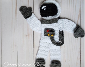 PDF Pattern - Crochet Astronaut Space Walk Applique - crochet pattern - downloadable - printable