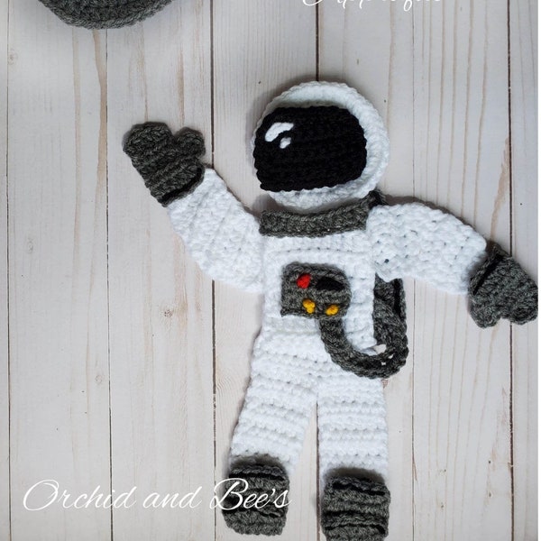 PDF Pattern - Crochet Astronaut Space Walk Applique - crochet pattern - downloadable - printable