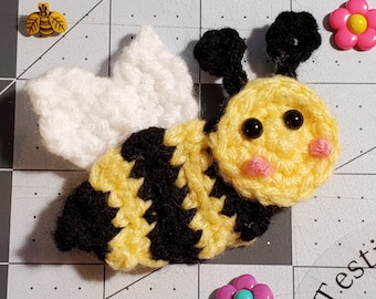 PDF Pattern - Bizzy the Bee Crochet Pattern Applique - Bumble bee - honey bee hive decoration tree bear mascot