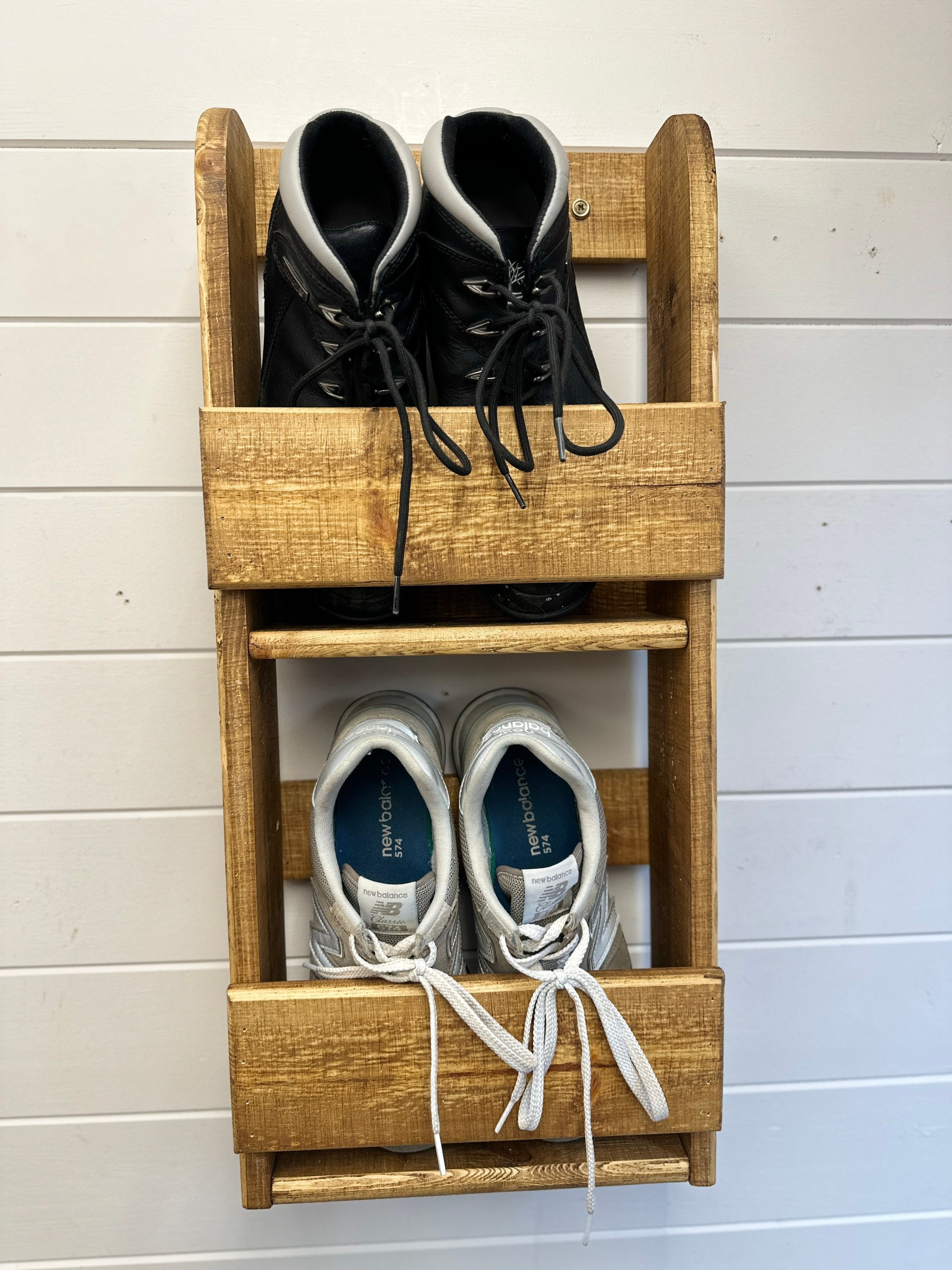 Small Shoe Rack for Hallway, Rustic Style Pallet Furniture, Cottage Style Shoe  Cabinet, Boot Holder 