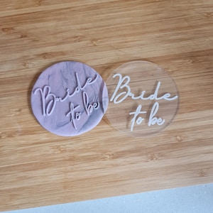 Bride to be Cookie Stamp | Debosser fondant mariée | Biscuit de douche nuptiale | Timbre de biscuit de mariage |