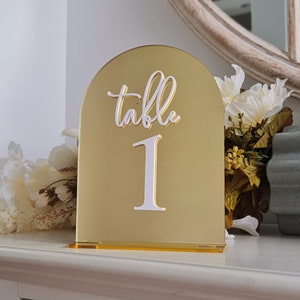 Arch A5-tafelnummers | Tabelnummers | Acryl tafelnummers | Tafelnummer bruiloft | Dubbellaags | Tafeldecoraties Luxe decoraties |