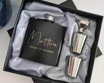 Juego de petaca de acero inoxidable de 177 ml (6 oz) grabada y personalizada, regalo para padrinos de boda.