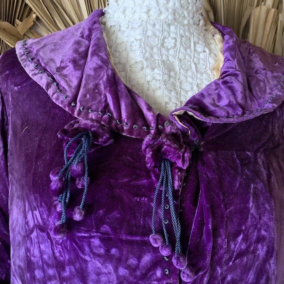 Antique Edwardian Purple Velvet Cropped Jacket Em… - image 2