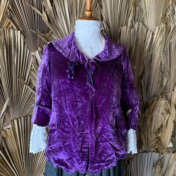 Antique Edwardian Purple Velvet Cropped Jacket Em… - image 1