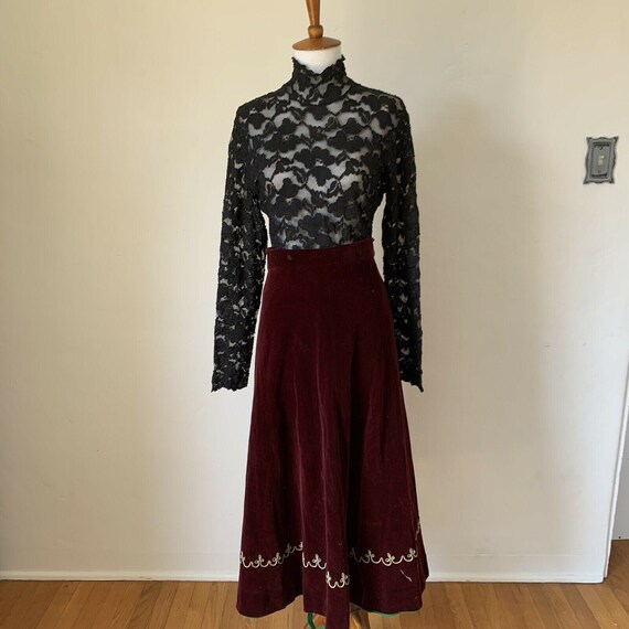 VIntage 30s Crimson Velvet Skirt Size Large Soutac