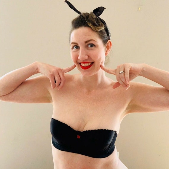 1960s Vintage Bullet Bra Black Strapless 32C Pinup
