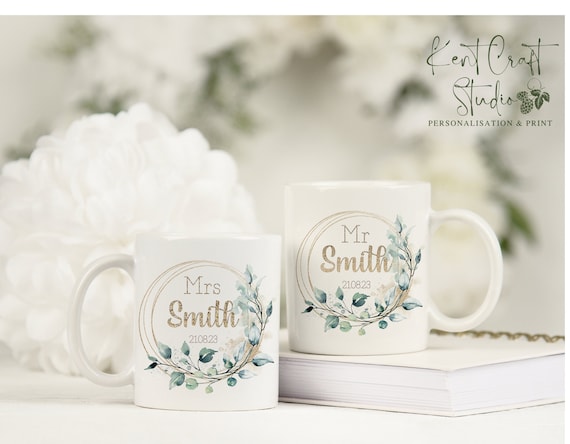 Bride and Groom Mugs, Mr and Mrs Wedding Gifts, Personalised Wedding Mugs, Engagement  Gifts for Couples, Wedding Gift for Friends, Mug Set 