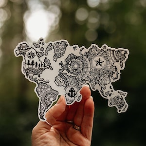Sticker vinyle carte du monde mandala