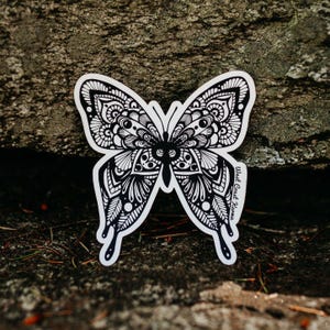 Butterfly Vinyl Decal Sticker Set, Butterfly Car Decal, Window Sticker, Tumbler Vinyl, Phone Bumper Sticker Gift for Her, waterproof Decal