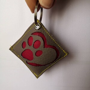 "Love Pets" Keychain