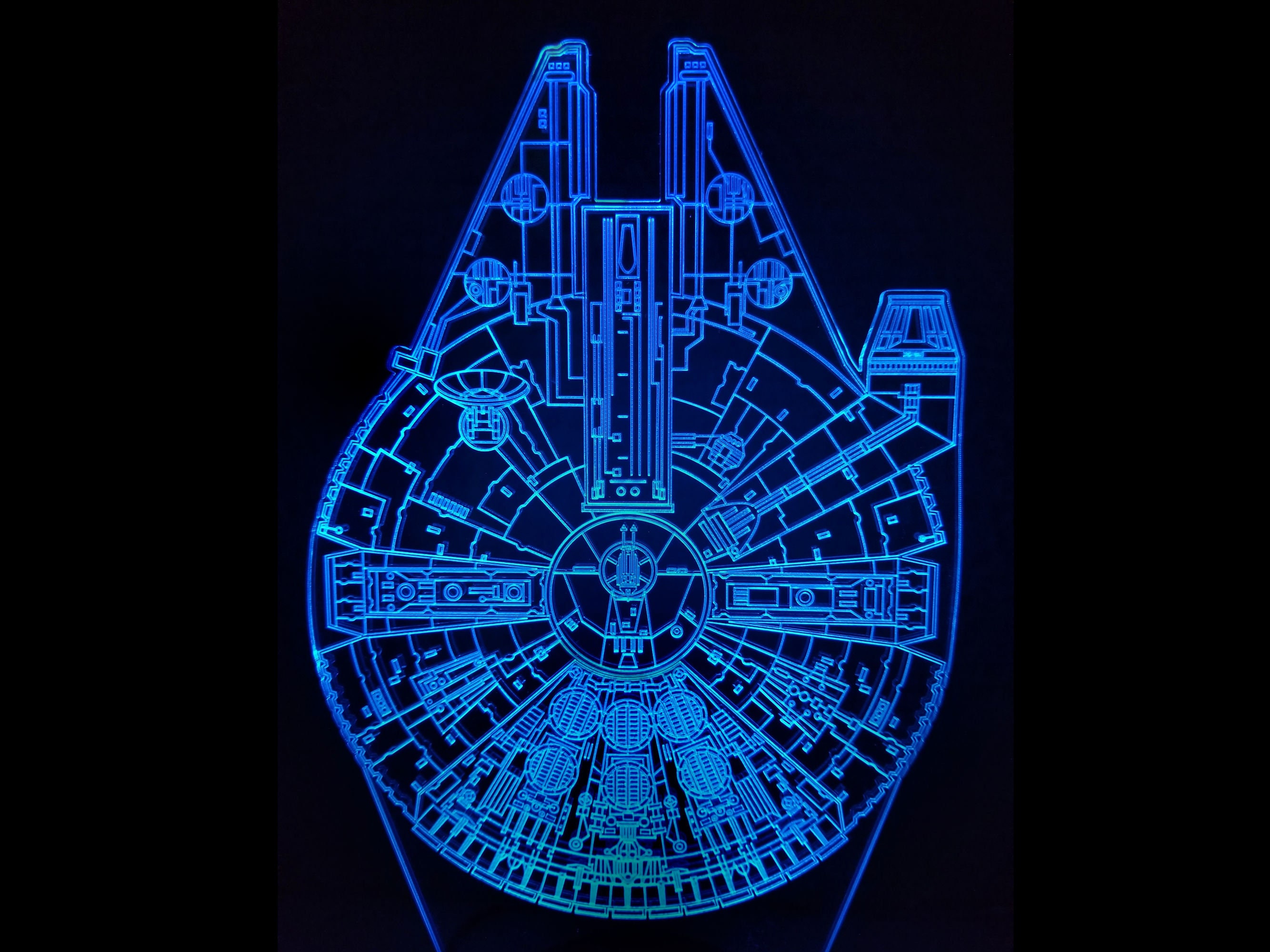 millenium falcon lamp