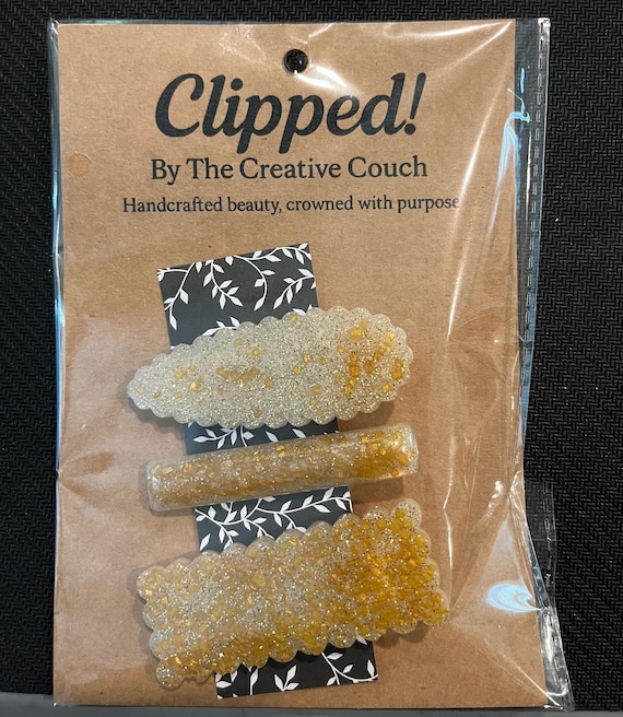 Handmade Epoxy Resin Hair Clip: Glitter & Floral Design