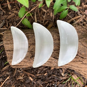 High Quality Selenite Crescent Moon Trinket Bowls - Small Medium Large - Charging Bowls - Crystal Healing