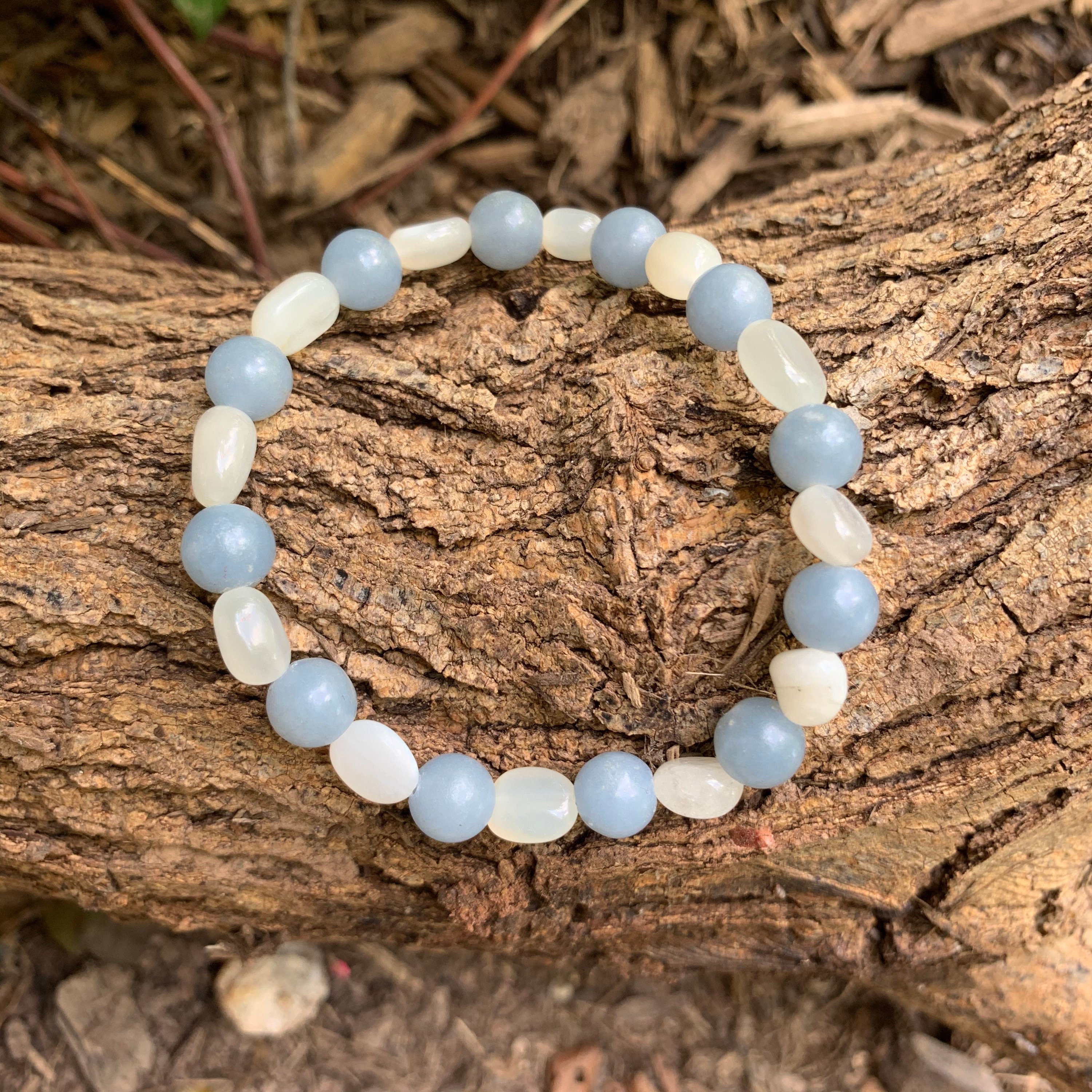 Glitter Moonフローライトブレスレット 【ANGELICA】 Angelite and Moonstone Healing Beaded Bracelet - Divine