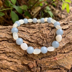 Angelite and Moonstone Healing Beaded Bracelet - Divine Feminine Energy Crystal Healing Jewelry