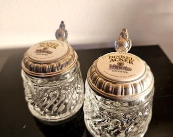 Paire de mini chopes à bière Dinkelacker vintage Allemagne de l'Ouest avec couvercle en étain