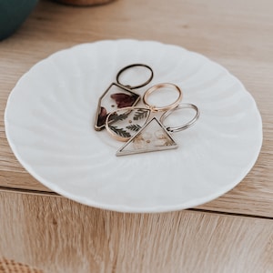 Mustard Seed Keychain, Real Dried Flowers, Resin Keychain